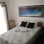 Ocean View Bed and breakfast 2*