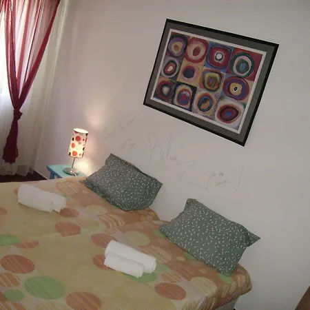 Ocean View Oda ve Kahvaltı Lagos