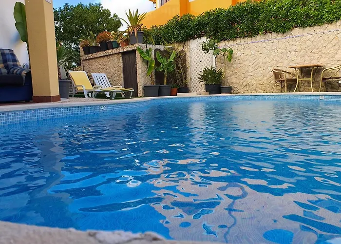 Ocean View Bed and breakfast 2*