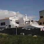 לינה וארוחת בוקר Ocean View