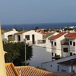 לינה וארוחת בוקר Ocean View
