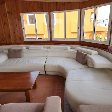 Ocean View Oda ve Kahvaltı Lagos